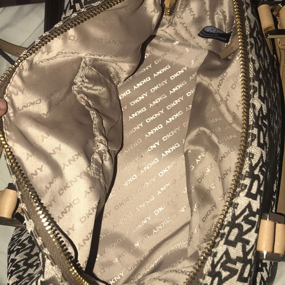 DKNY crossbody purse - Picture 2 of 2